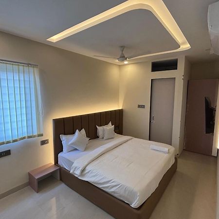 Hotel Vilaasitaa Vijay Nagar Indore Extérieur photo